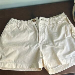 Chubbies 4” inseam cream/ white shorts